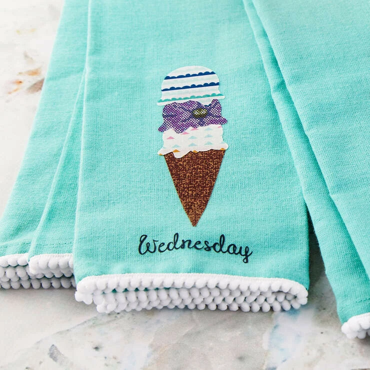 Cricut EasyPress™ 2, Raspberry - 12" X 10" 8 Cricut EasyPress™ 2, Raspberry - 12" X 10" - Image 6